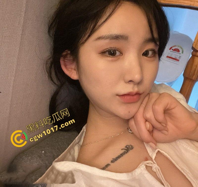 中韩混血美女与男友做爱视频泄密！美乳翘臀，粉嫩骚穴，各种爆操，高潮迭起，颜射爽翻天！-4