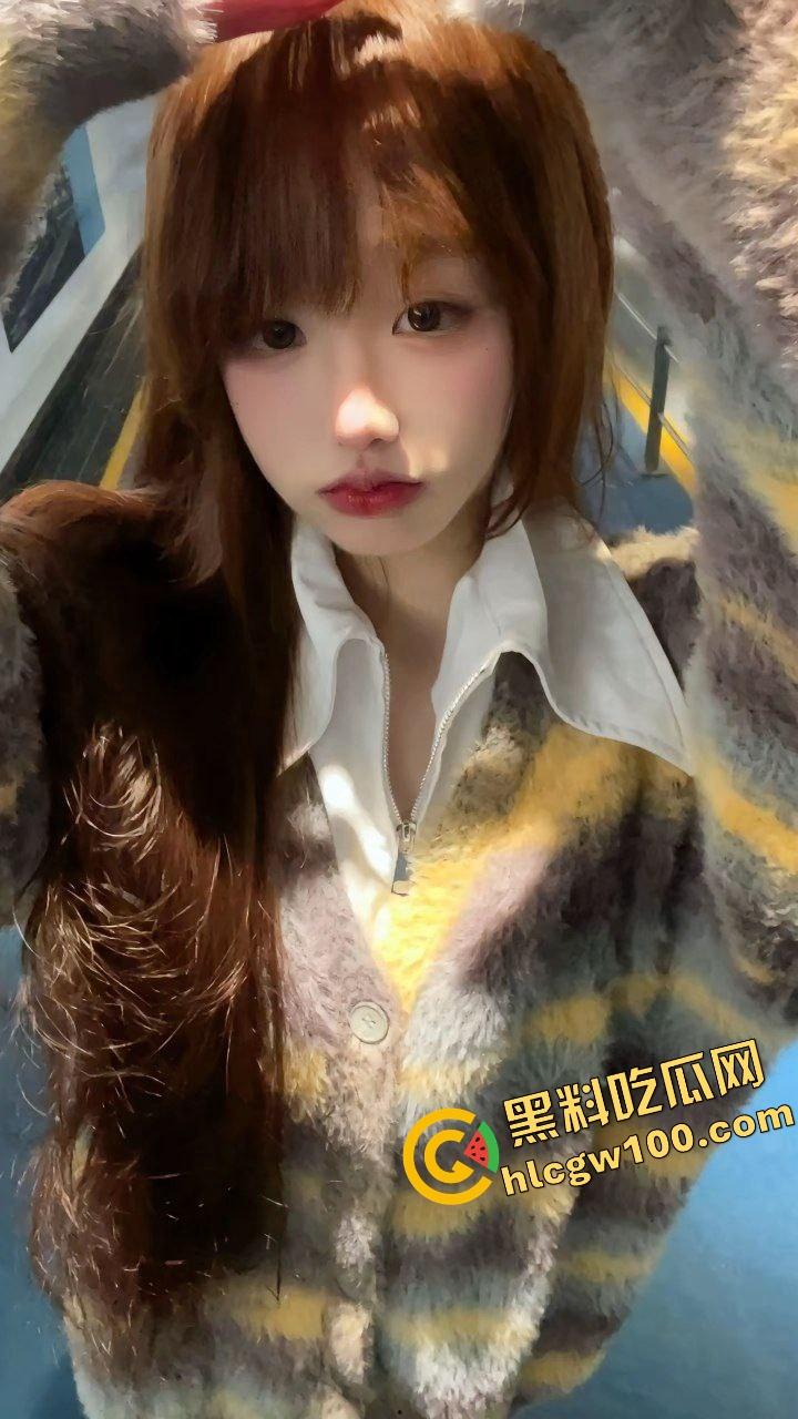 广西南宁淫荡人妻反差母狗【李静婷】榨精肉便器性生活一天，狗链SM后入骑乘淫荡性爱！独家流出！-1