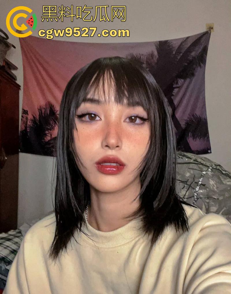 抖音同城约炮coser，御姐颜值长腿肥臀，身材性感极致诱人，穿性感黑丝勾引网友，自拍视频流出！-2