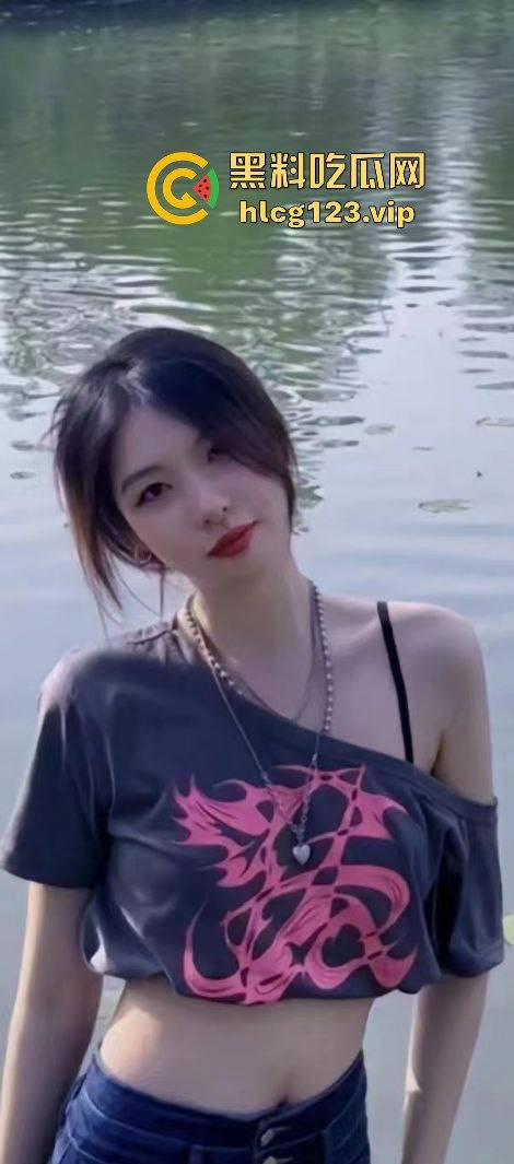 沈阳哥们嫖娼白嫖还威胁妹子！小刀在手，报警吓唬，草得全套不含糊，事后白嫖得手！-8