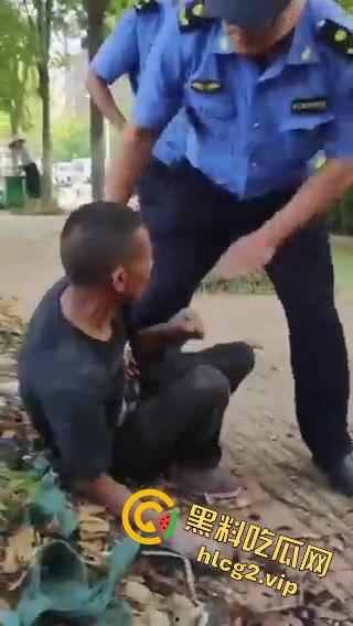 武汉城管打人？官方回应：不好意思，城管是冒充的！-4