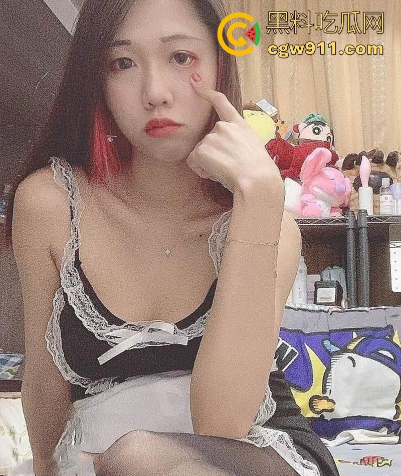 约炮偷情性欲爆棚少妇，性感身材浓密阴毛撩人，黑硬奶头异常淫骚，口活了得花式做爱！-2